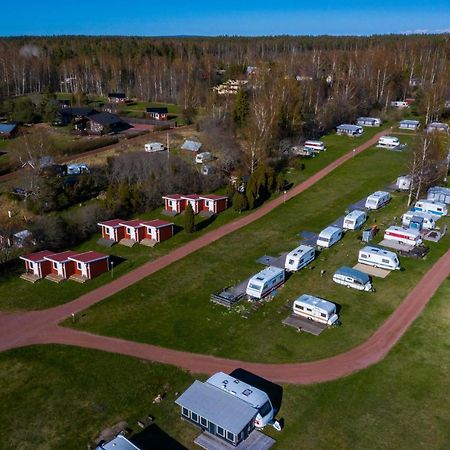 Karingsund Resort Camping Eckero Bagian luar foto